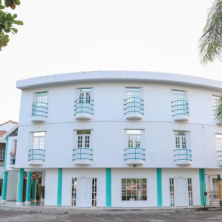 Hotel Plaza Real Montelíbano Exterior photo