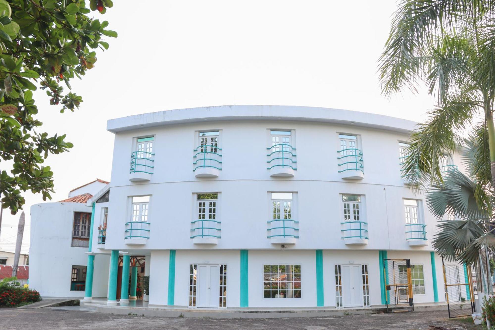 Hotel Plaza Real Montelíbano Exterior photo